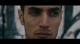 Кадр из фильма "Омар" - 2