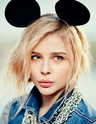 Хлоя Морец: война и мир.