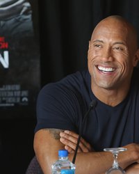 <p class="MsoNormal">Дуэйн &laquo;Скала&raquo; Джонсон</p>