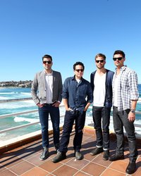 <p class="MsoNormal">Закари Куинто, Джей Джей Абрамс, Крис Пайн и Карл Урбан</p>