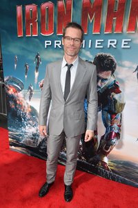 <p class="MsoNormal">Гай Пирс</p>