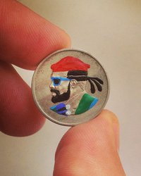 <p>Маскот электронной группы Major Lazer</p>