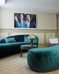 <p class="MsoNormal">Номер люкс &laquo;Калифорния&raquo; для&nbsp;каннской вечеринки</p>