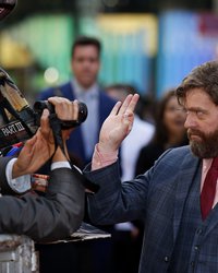 <p class="MsoNormal">Зак Галифианакис</p>