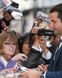 <p class="MsoNormal">Брэдли Купер</p>