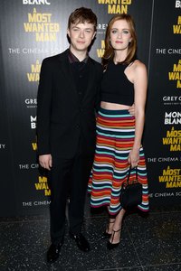 <p><span style="line-height: 20.2999992370605px;">Супруги Дэйн ДеХаан и Анна Вуд</span></p>