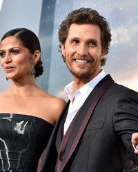 Метью МакКонахи с супругой Камилой Алвес