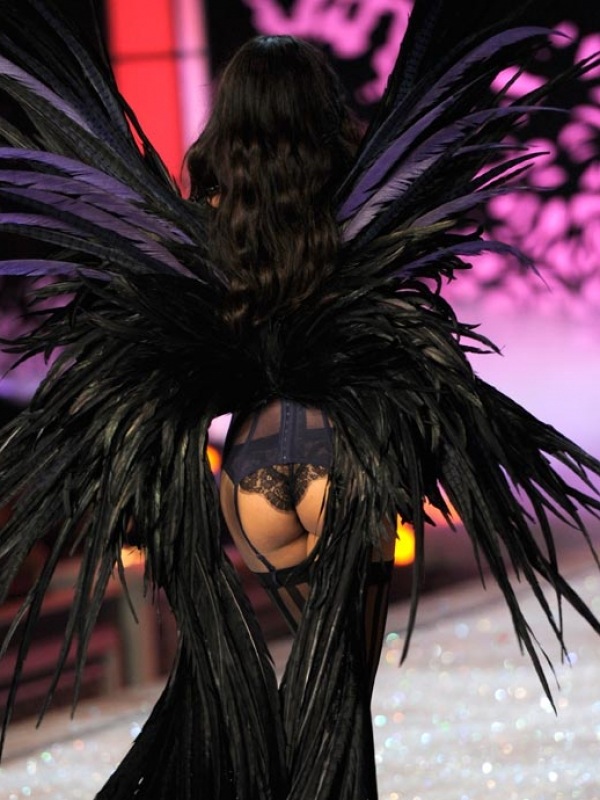 Наряды супергероев от-кутюр