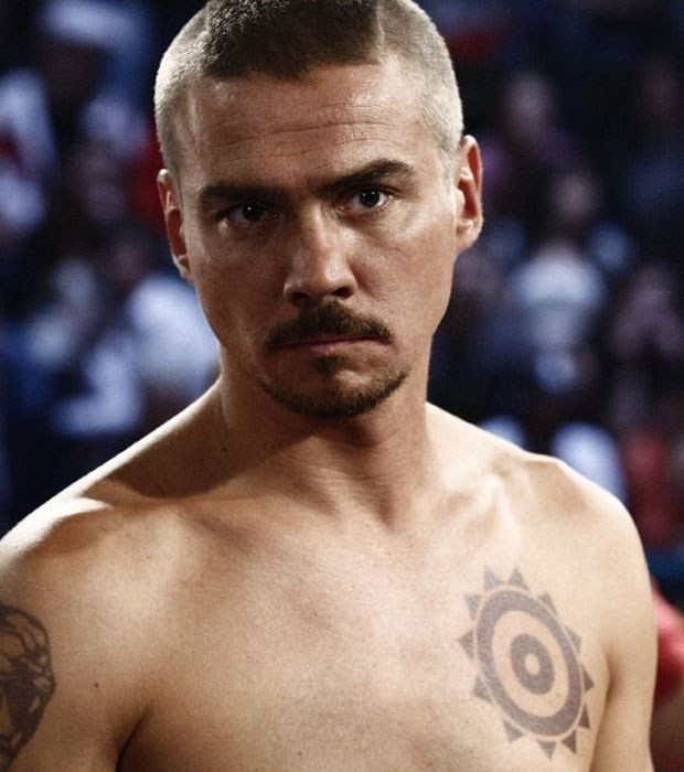 10 самых сексуальных актеров 2011 года