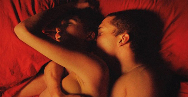 Жалаңаш әйел дирижерлердің суреттері