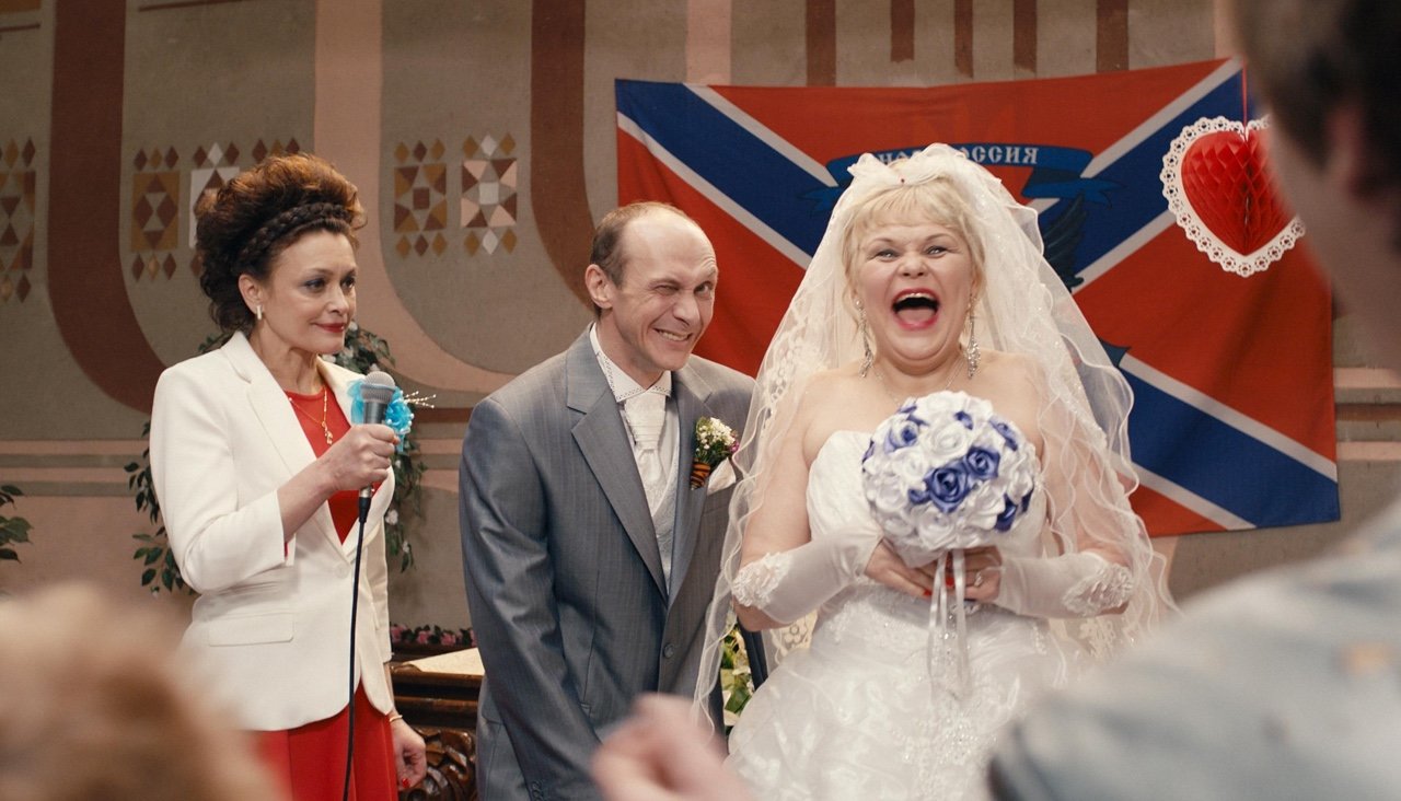 кадр из фильма "Донбасс"