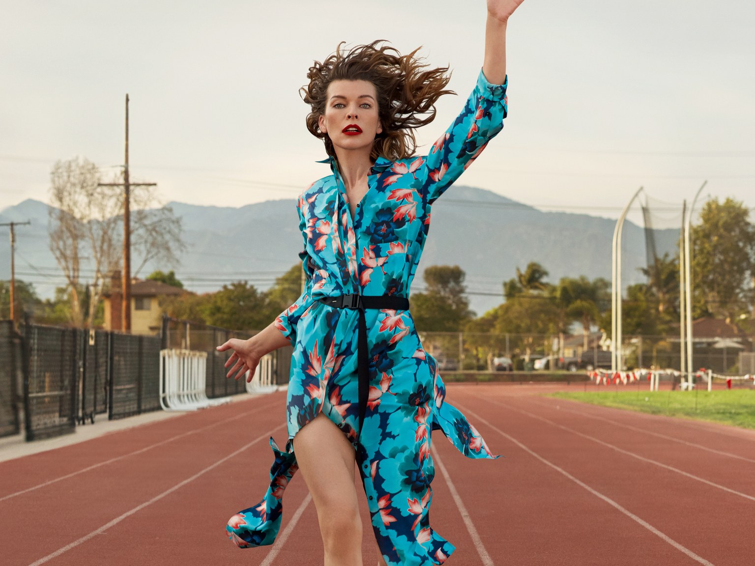 10 самых горячих актрис апреля