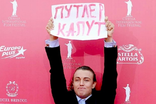 ОМКФ-2014. Открытие. День 1-2: Привет от королевы, старт международного конкурса, Майдан