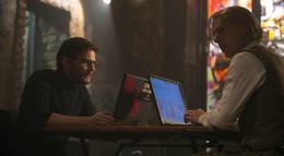 Кадр из фильма "Пятая власть" - 2