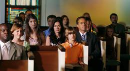 Кадр из фильма "Армейские жены" - 1