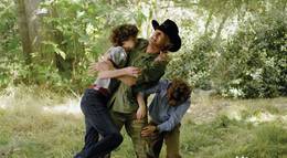 Кадр из фильма "Школа выживания" - 1