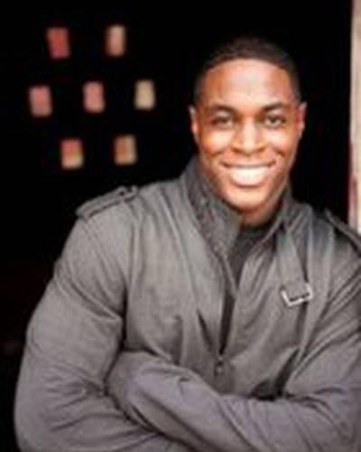 Ник Джонс мл. фото