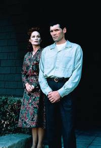 Кадр Люди под лестницей