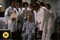 Кадр Человек, который упал на Землю