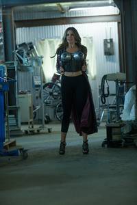 Кадр Мачете убивает