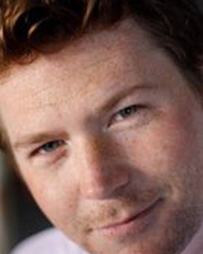 Chris Burchette фото