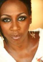 Джина Яшер фото