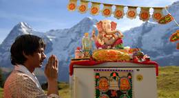 Кадр из фильма "Любовь кулинара с индийской приправой" - 1