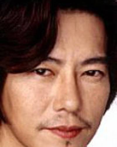 Эцуси Тоёкава фото