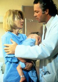 Кадр Maternal Instincts