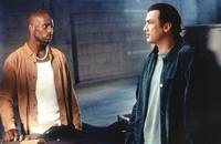 Кадр Сквозные ранения