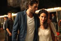 Кадр Золотая клетка