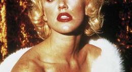 Кадр из фильма "Блондинка (мини-сериал)" - 1