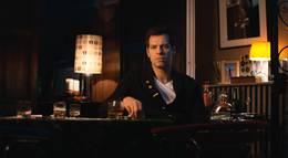 Кадр из фильма "Она его обожает" - 2