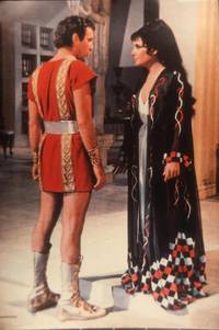 Кадр Клеопатра