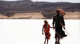 Кадр из фильма "Когда ветер поднимает песок" - 2