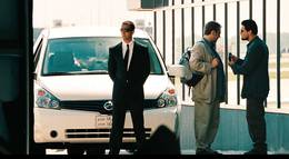 Кадр из фильма "Совокупность лжи" - 1