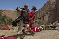 Кадр Череп и кости