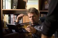 Кадр Темная история