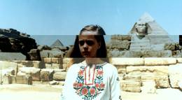 Кадр из фильма "Проклятое дитя" - 1