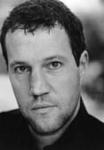 Джулиан Риветт фото