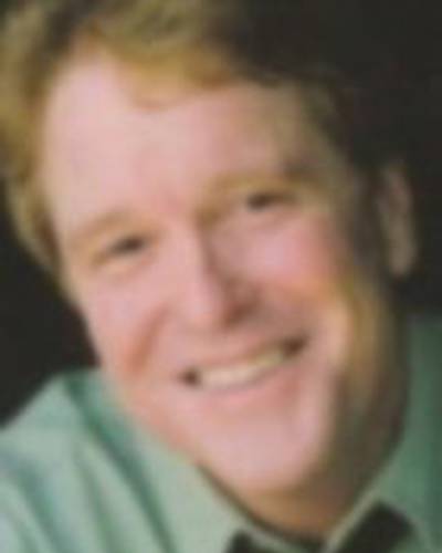 Дэннис Бауэн фото