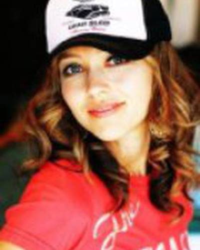 Холли Таун фото