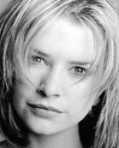 Эмили Корри фото