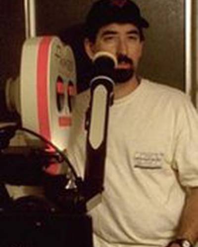 Джей Холбен фото