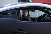 Кадр 3 дня на убийство