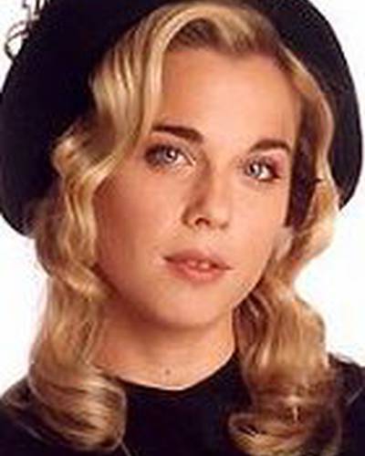 Мелина Петриелла фото