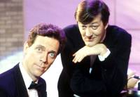 Кадр Шоу Фрая и Лори