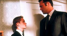 Кадр из фильма "Скрытая угроза" - 2