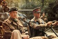 Кадр Мост слишком далеко