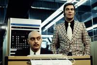 Кадр Мир на проводе